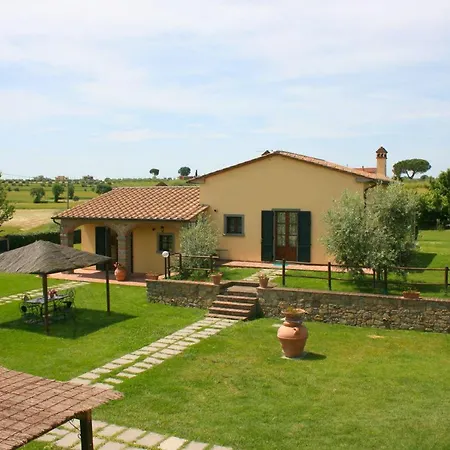 公寓 Fratticciola Sleeps 4 Pool Air Con Wifi 哥尔顿